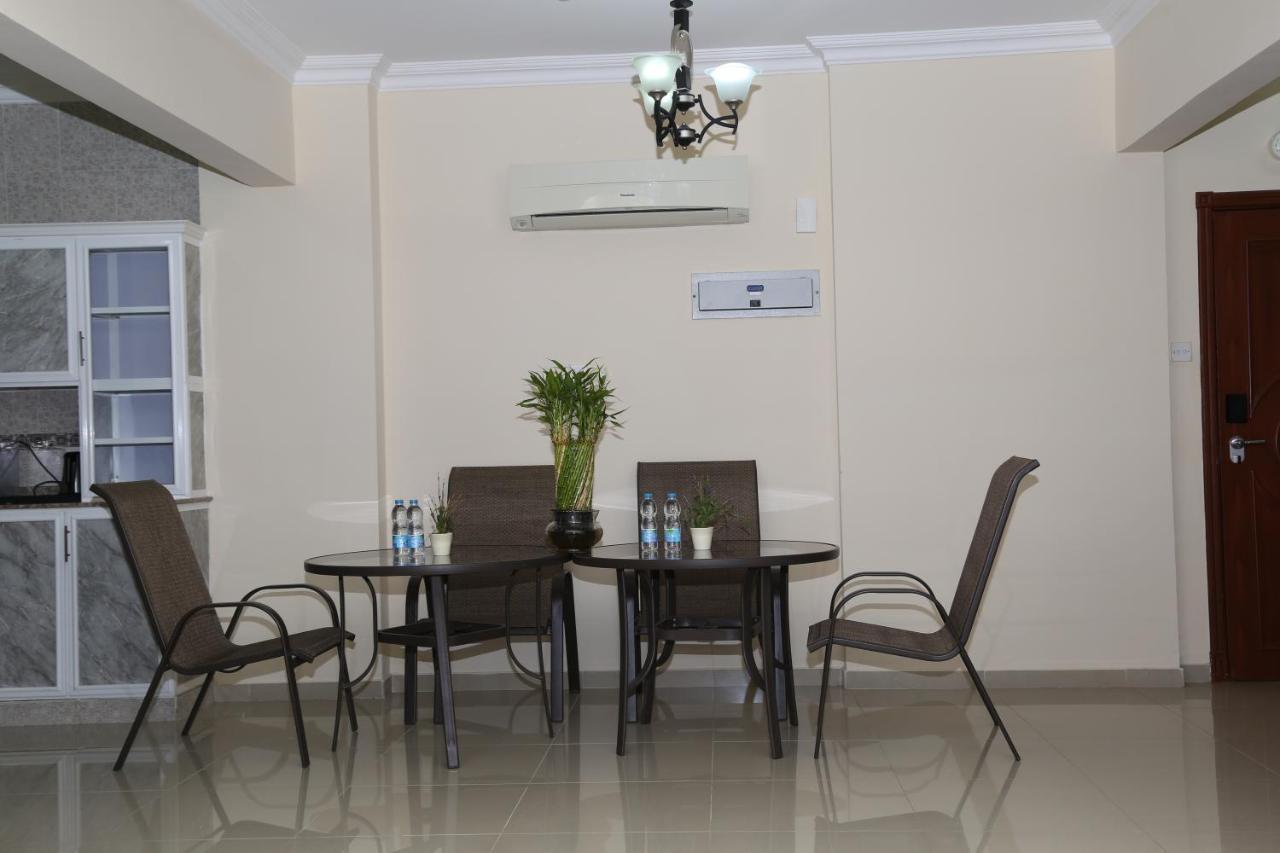 Jarzez Hotel Apartments Al Hail Seeb Exterior foto